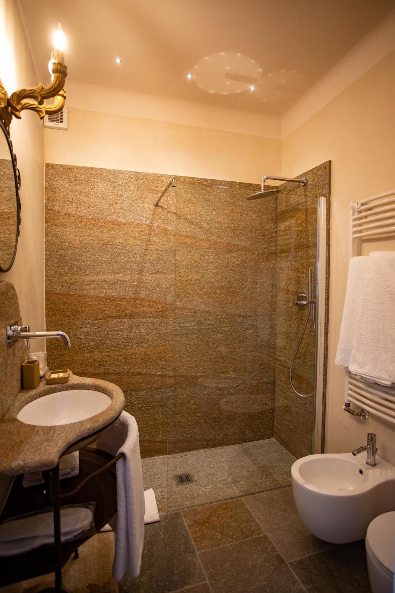 B&B Villa Ricardi Moncalieri Szoba fotó
